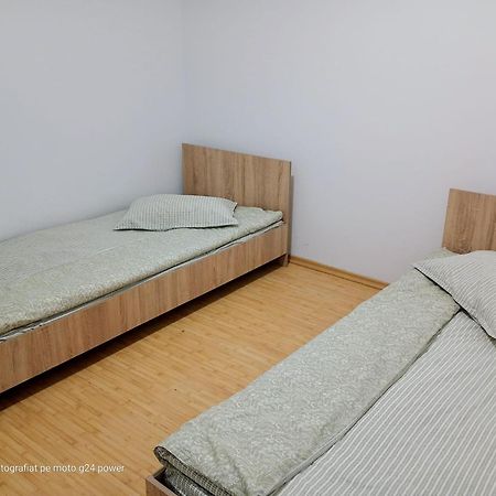 Central City House Тулча Экстерьер фото